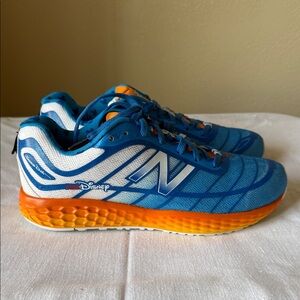 Disney x New Balance Donald Duck Running Sneakers